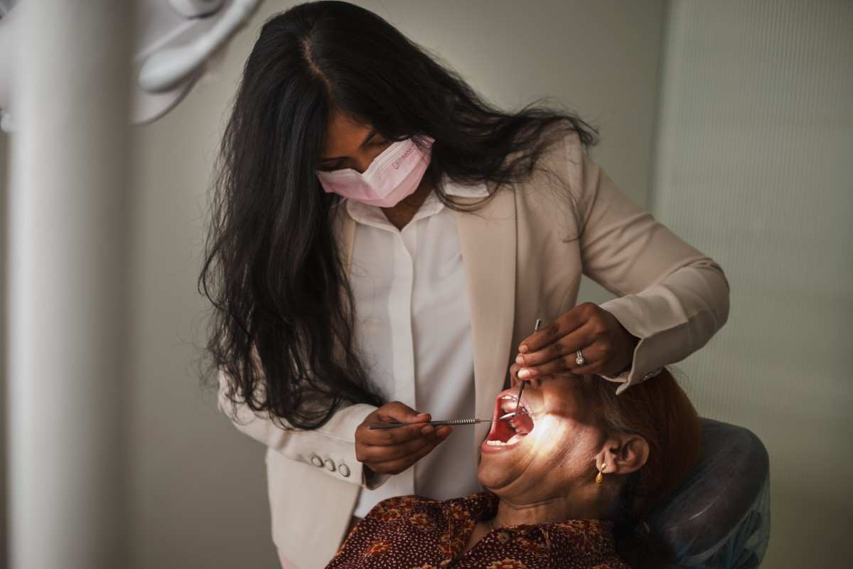 Best Cosmetic Dentist in RR Nagar Bangalore for Smile Makeovers