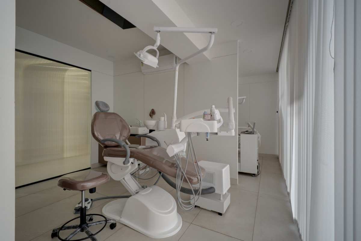 Laser Teeth Whitening at Avashya Dental Bangalore